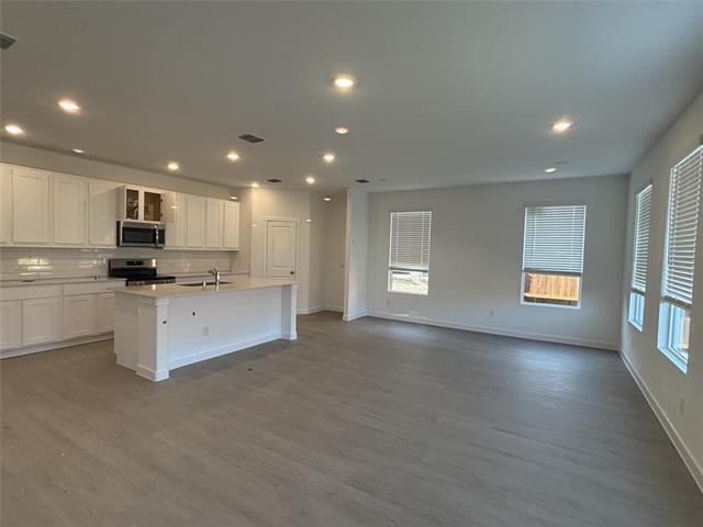 Foto del edificio - 5109 High Timbers Wy
