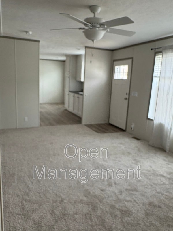 Building Photo - 31 Cornflower Ln