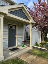 Building Photo - 612 Steeplechase Ct