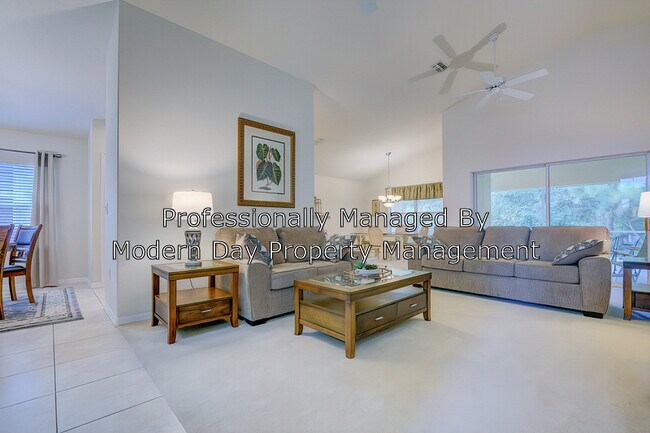 Foto del edificio - 10169 Holly Berry Dr