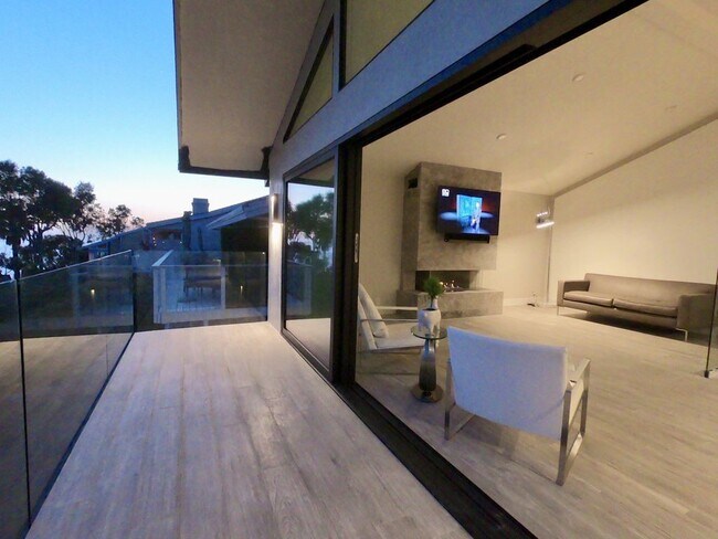 Foto del edificio - 16 N Stonington Rd