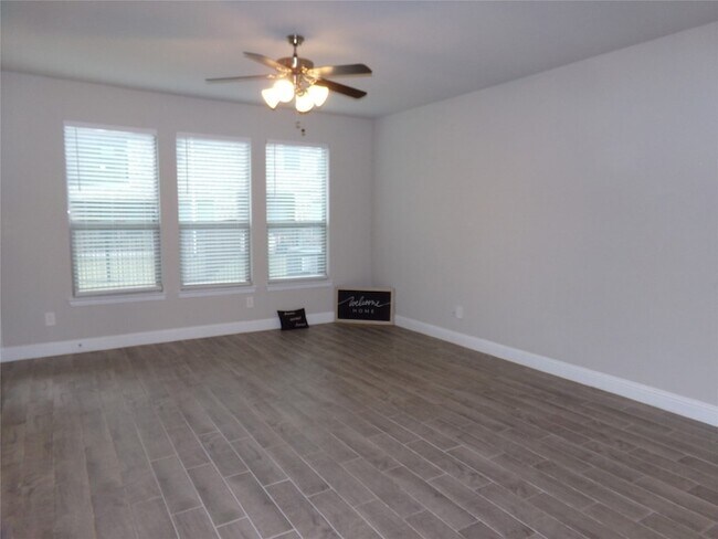 Foto del edificio - 1748 Redding St