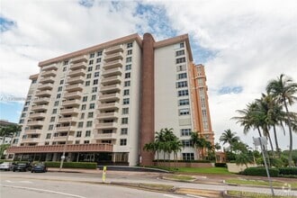 Building Photo - 625 Biltmore Way