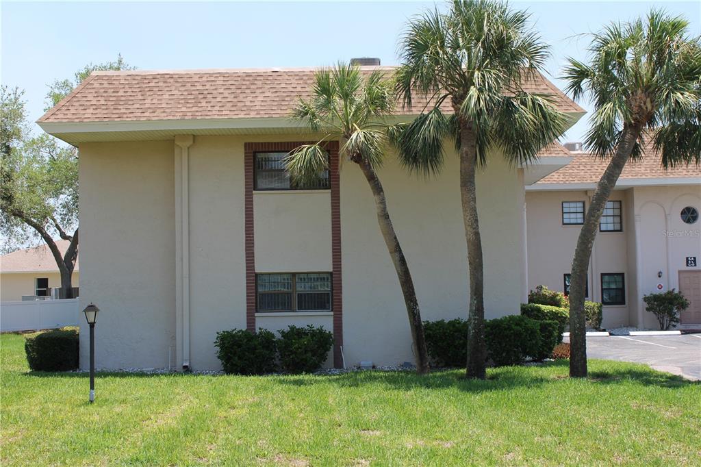Foto principal - 2727 75th St W