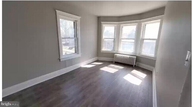 Foto del edificio - 1078 Lalor St