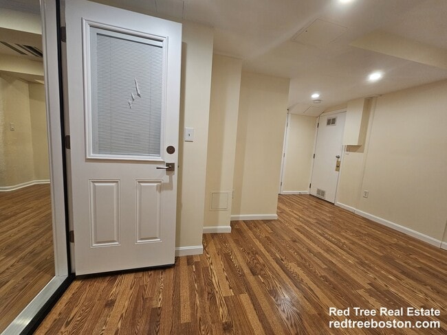 Photo - 1689 Beacon St Apartment