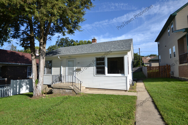 Building Photo - 521 Elmwood Ave