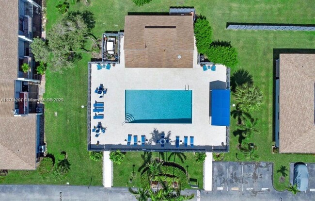 Foto del edificio - 1626 N 15th Ave