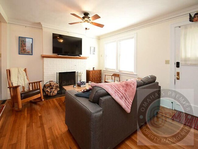 Foto del edificio - Discover 3-bedroom, 2.5-bath home in Omaha, NE