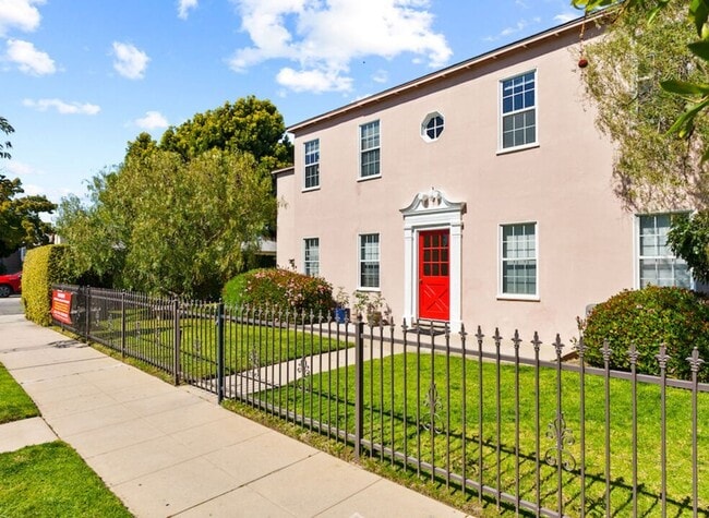 Interior Photo - $1,000 Move-In Credit | Modern 2-Bed Oasis...