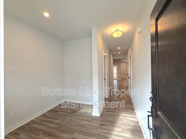 Foto del edificio - 3314 Finchborough Ct