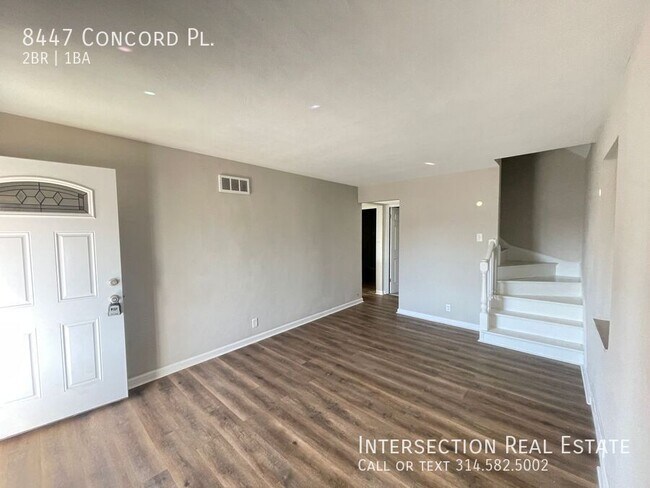 Foto del edificio - 8447 Concord Pl