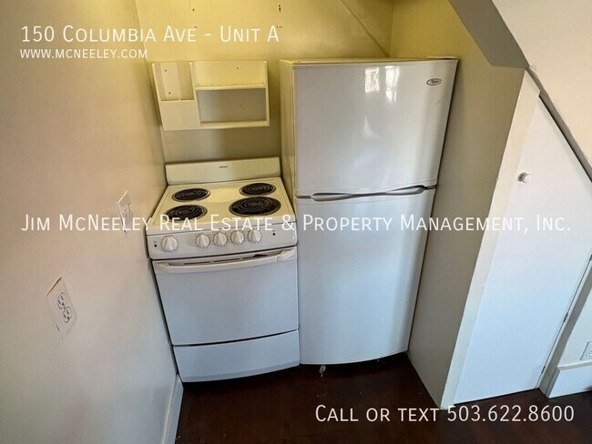 Foto del edificio - 150 Columbia Ave