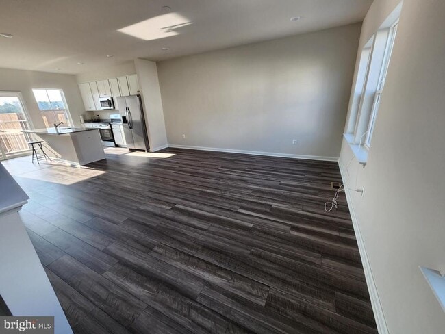 Building Photo - 114 Milburn Dr