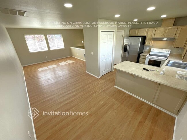 Building Photo - 604 Cammarano Ct SW