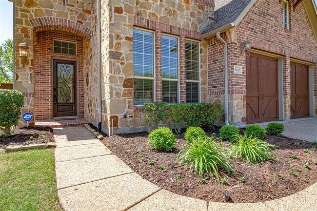 Building Photo - 2979 Hollowbrook Ln