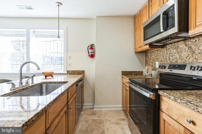 Foto del edificio - 1300 Belmont St NW