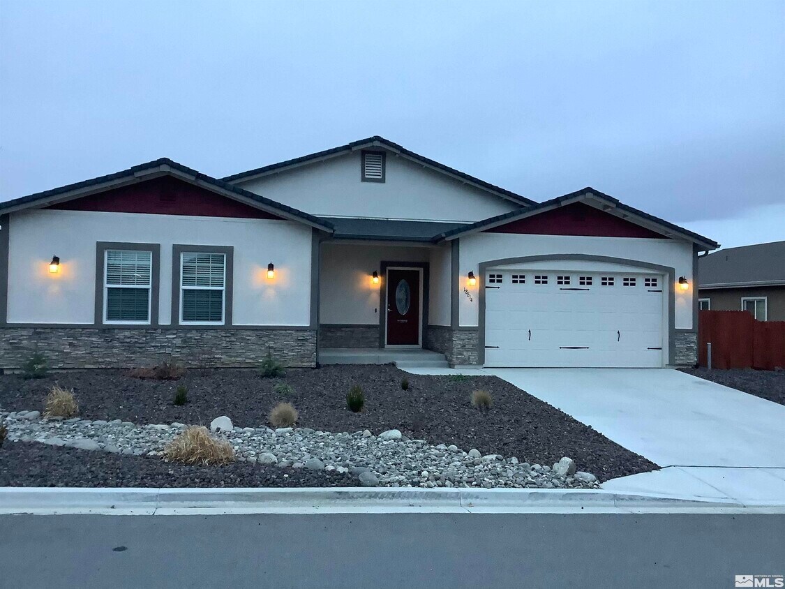 Foto principal - 18614 Haskell Peak Ct