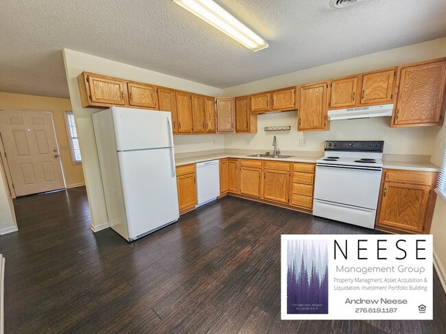 Foto del edificio - 640 Wyndale Rd