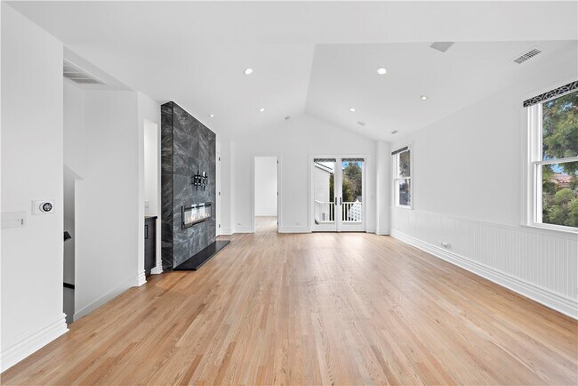 Foto del edificio - 503 Goldenrod Ave