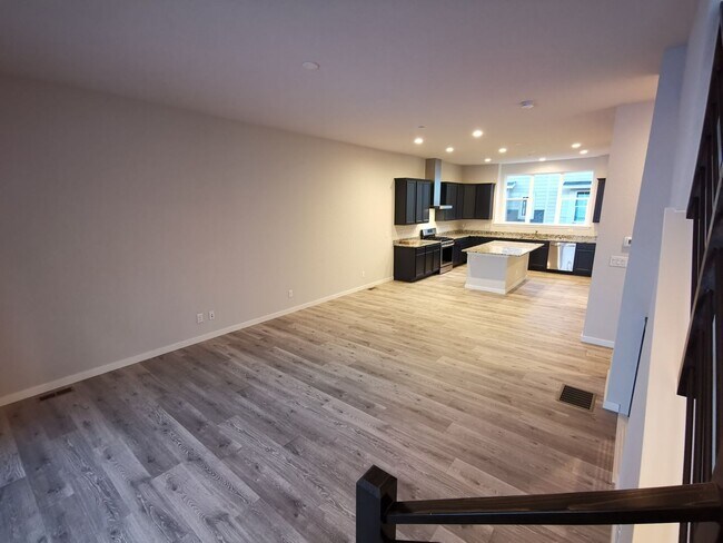 Foto del edificio - 2261 Buttercup Ln