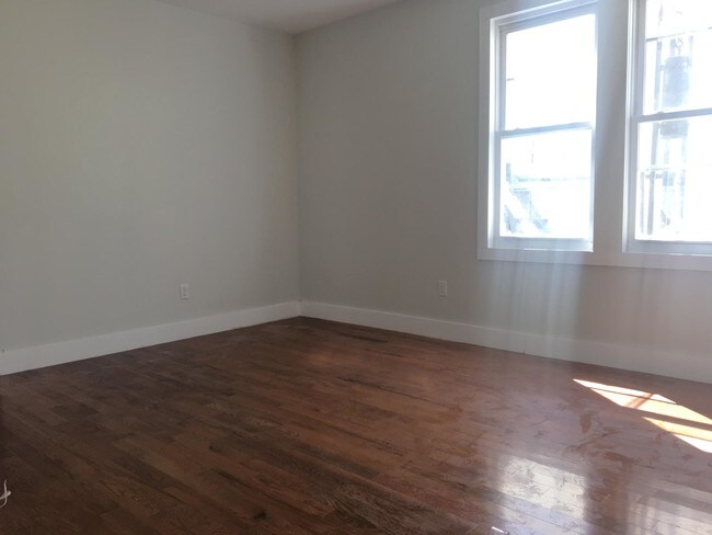 Foto del edificio - 130 Woodlawn Ave
