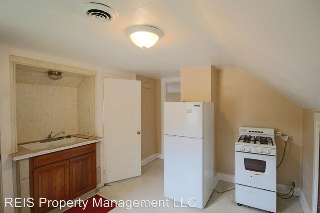 Foto del edificio - 5833 N 32nd St