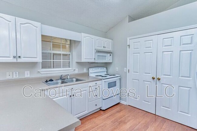 Foto del edificio - 800 Dunwoody Dr