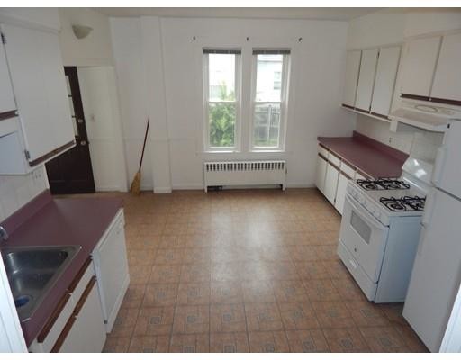 Building Photo - 74 Butler Rd