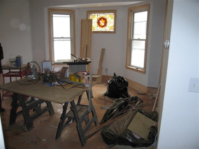 Building Photo - 8 Gilman Ter