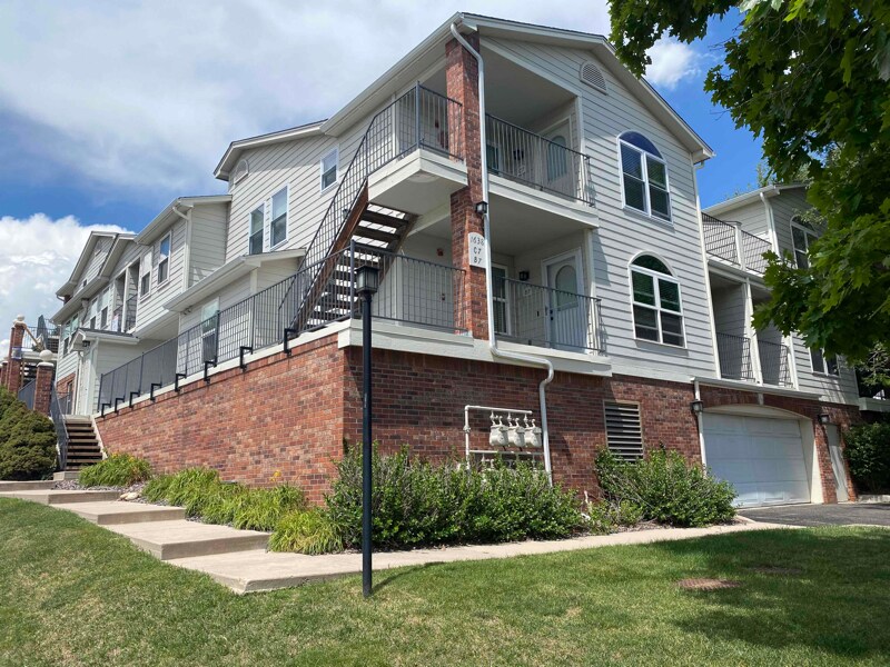 1638 S Deframe St Unit B7, Lakewood, CO 80228 Condo for Rent in Lakewood, CO