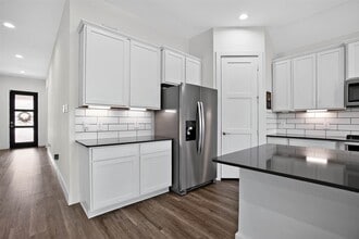 Building Photo - 13760 Rising Sun Ln