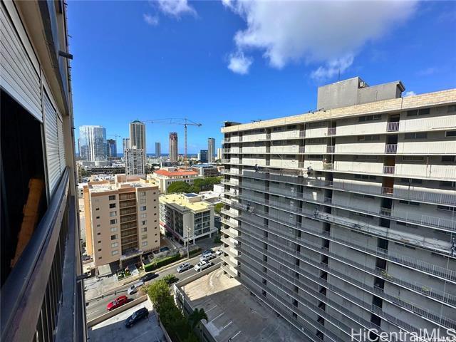 Building Photo - 775 Kinalau Pl