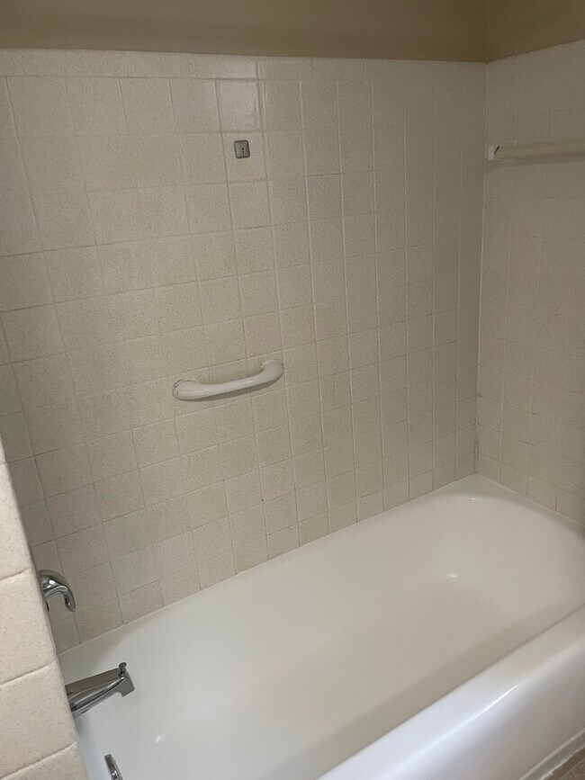 Upper bathroom - S24W22798 Morningside Dr
