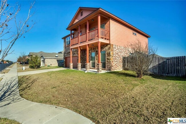Building Photo - 6900 Deorsam Loop