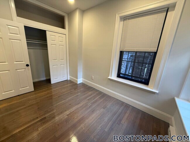Foto del edificio - 88 W Cedar St