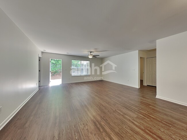 Building Photo - 125 Wickersham Way