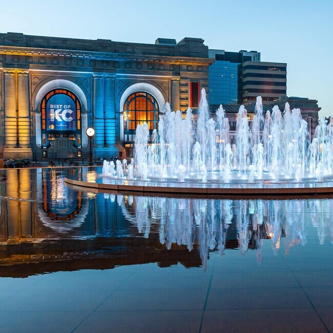 Building Photo - 2525 Main St