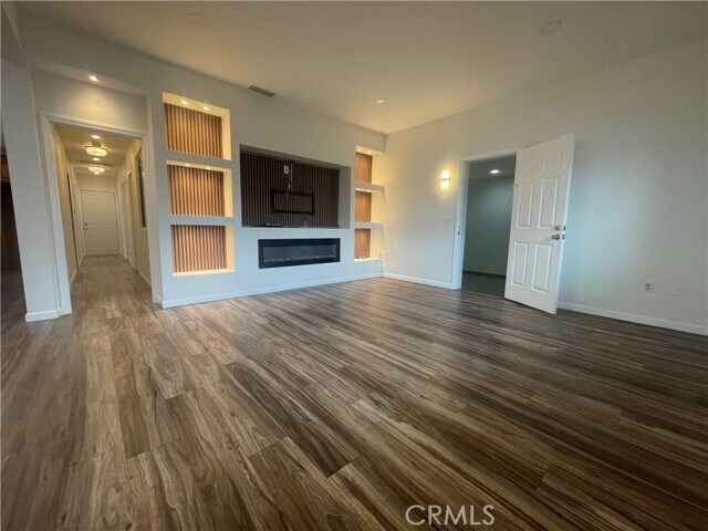 Foto del edificio - 5663 Ensign Ave