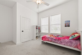 Building Photo - 15503 Salmon Springs Dr