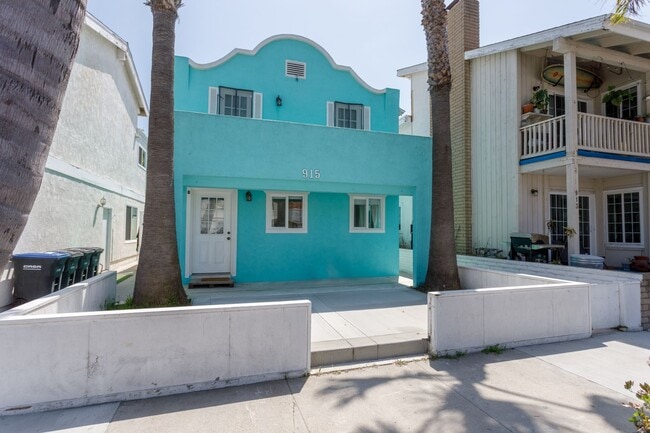 Building Photo - 915 East Balboa Blvd.