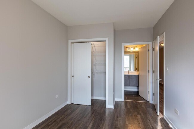 Foto del edificio - 1325 N Wells St