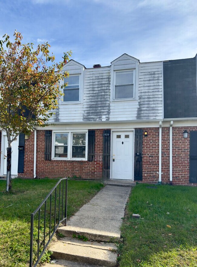 Charming 3 Bedroom/ 1 Bathroom in Dundalk,... - Charming 3 Bedroom/ 1 Bathroom in Dundalk,... House