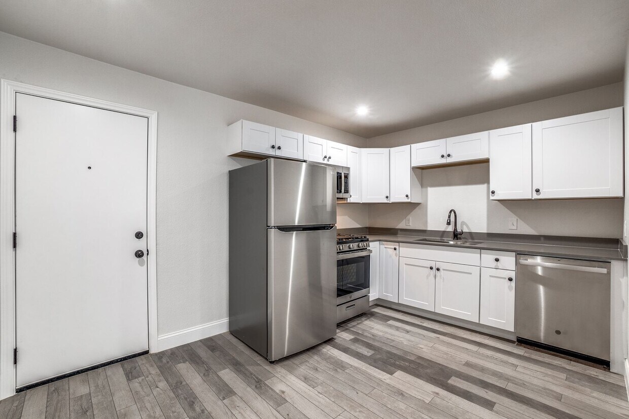 Foto principal - 3913 Rawlins St