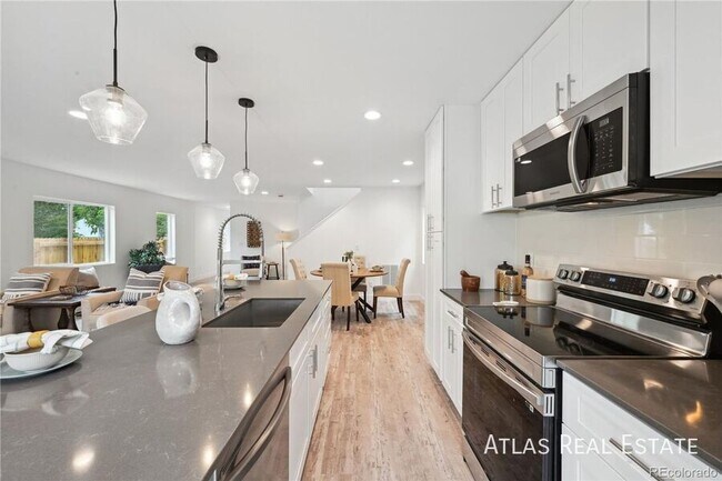 Building Photo - Available Now! Brand New, Modern Home
