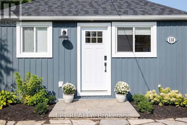 Building Photo - 131 Maple Ave