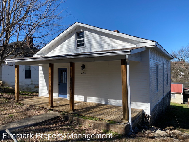 Building Photo - 2 br, 1 bath House - 408 Maple Street