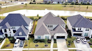 Building Photo - 6919 Shoreline Vw Dr