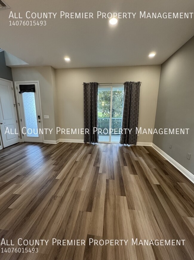 Building Photo - 10235 Austrina Oak Lp