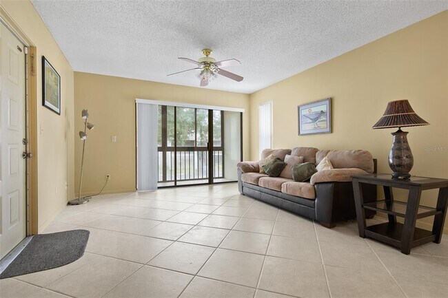 Foto del edificio - 954 Courtyard Ln
